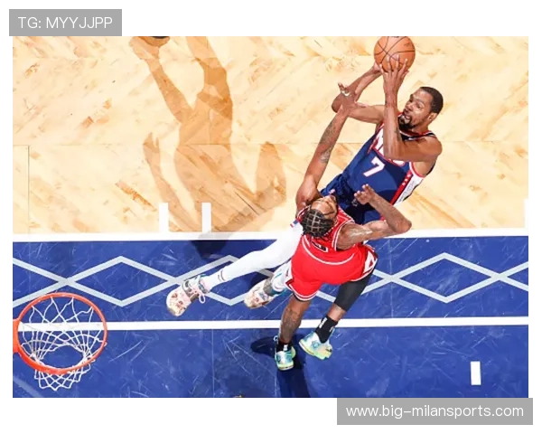 棒球外场接杀及时送出双杀逆转局面：从场上瞬间到场下热销的“战斗力”解码